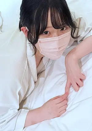 FC2PPV 4692702 A pure and white girl with Sss-Class skin takes off her underwear with Unsho♡ and ejaculates with a vibrator♡