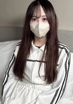FC2PPV 4692631 A beautiful girl with an idol face has pink nipples and a big ass. After a quick dick sucking at the entrance, she opened her pussy