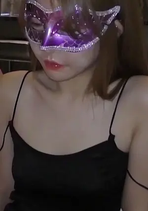 FC2PPV 4697336 A 27-year-old housewife with beautiful skin and beautiful breasts is brought back