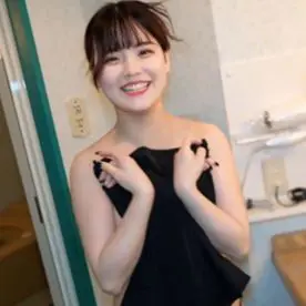 FC2PPV 4734762 Angelic smile! The cutest E-cup beauty ⤴ Pretty face always has a bright smile!