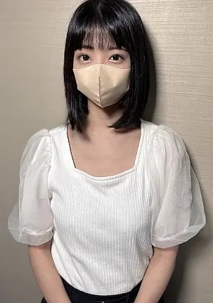 FC2PPV 4793301 She may have a plain face, but when she takes off her clothes, she reveals beautiful big breasts and a hairy pussy