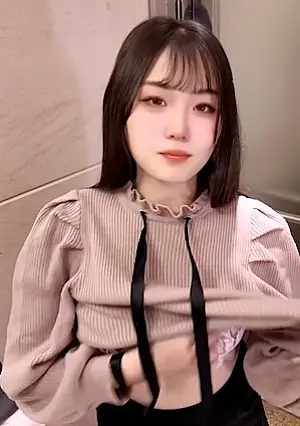 FC2PPV 4790574 An instant appointment from a post on a secret account! He was wearing a condom, but I took it off and ejaculated inside the vagina! 