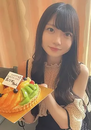 FC2PPV 4792825 A masterpiece filled with Erika's 20th birthday cake, games, and outdoor sex scenes.