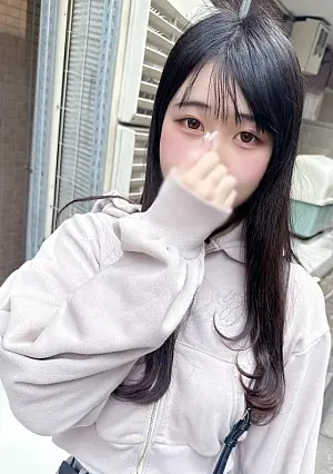 FC2PPV 4803331 A young girl from the Faculty of Pharmacy at W University raises her hand to greet the camera while sucking ♥ 