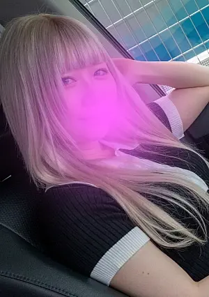 FC2PPV 4801410 Diary 9/21: Ren – I Made a Boss Who Was About to Go Bankrupt Swallow My Dick in the Car Lol [cen]