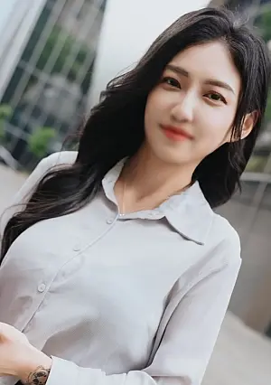 FC2PPV 4804842 A beauty with a sexy body, a fresh graduate of IT. Her serious appearance changed instantly when she saw a huge black little guy