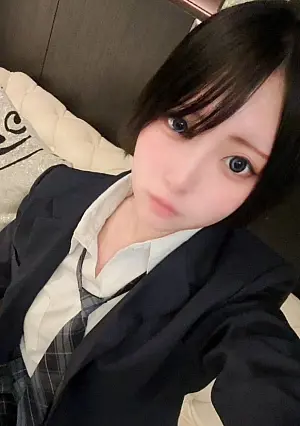 FC2PPV 4828026 Creampie sex video of an 18-year-old girl, tall, slender, E-cup breasts, size S, in a school uniform!!
