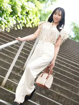 FC2PPV 4827731 Filming between Cdcare ★ A sexually obsessed housewife, super slutty, not an adult, 30 years old [cen]