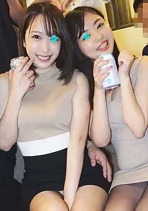 FC2PPV 4828081 A beautiful woman with a fiery body is completely obsessed with penises ♡ She moans and writhes as a slutty girl thrusts hard. [cen]