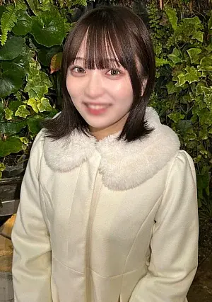 FC2PPV 4843654 Everyone's beloved Tashiro-Chan is back!! Her face is so sexy as she's swallowed and submerged in her friend's huge penis 