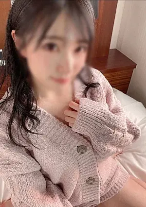 FC2PPV 4848608 Vaginal fluid erupts during deep doggy-style thrusts. The sexiest cowgirl position. A sweet amateur sex video with a baby-faced beauty 