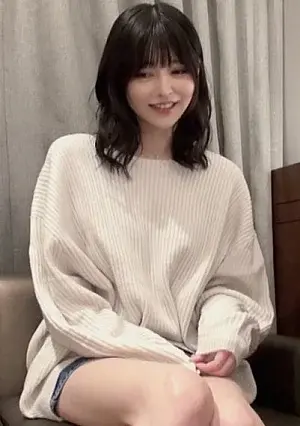 FC2PPV 4859187 Small./Hasty judgment/Packaged in a box./Slender girl with big breasts