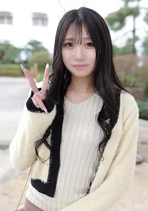 FC2PPV 4861400 A beautiful, shy JD girl with a slender figure. I just bought an expensive item…