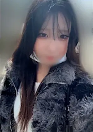 FC2PPV 4863961 The 19-Year-Old Beauty Groaning Screams Deep Penetration into the Vagina! ○ Submissive・Submissive Sex!![cen]