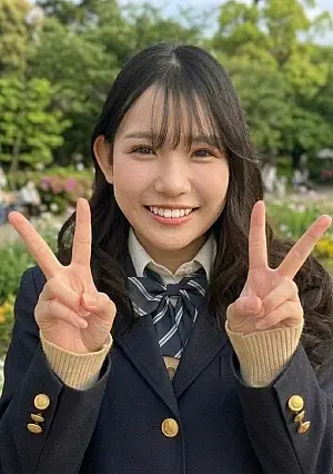 FC2PPV 4875309 Shocking!! Almost no experience with men! A trendy social media celebrity goes wild with a huge penis and naked sex!