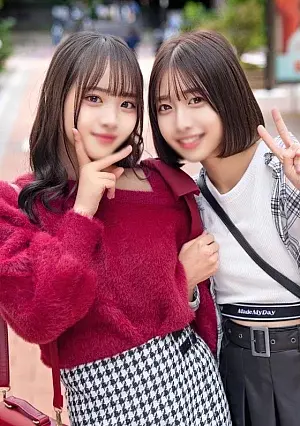 FC2PPV 4878542 Two close friends, two female university students, let loose and participated in a foursome with internal ejaculation right before grad