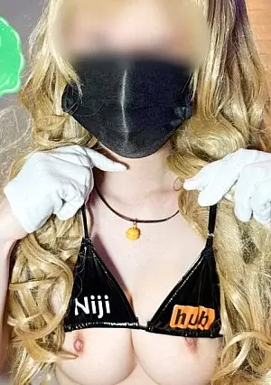 FC2PPV 4897458 Ni〇i & Hub in swimsuits & Vtuber Shi〇tarkua, Masturbating right at the entrance, and a porn cameraman making extreme demands to ejacula