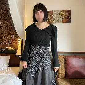 FC2PPV 4898644 A married woman with large H-cup breasts and large areolas. This is an amateur sex video with a married woman